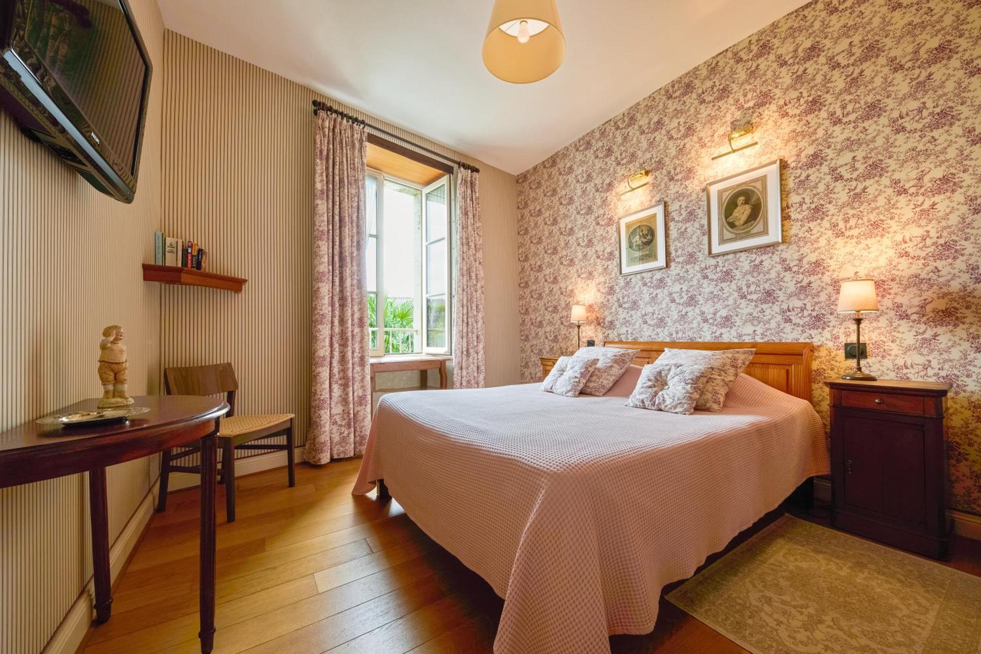Hotel Diderot Chinon Exteriér fotografie