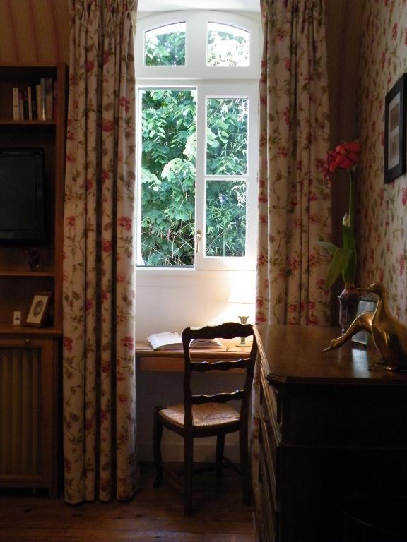 Hotel Diderot Chinon Pokoj fotografie